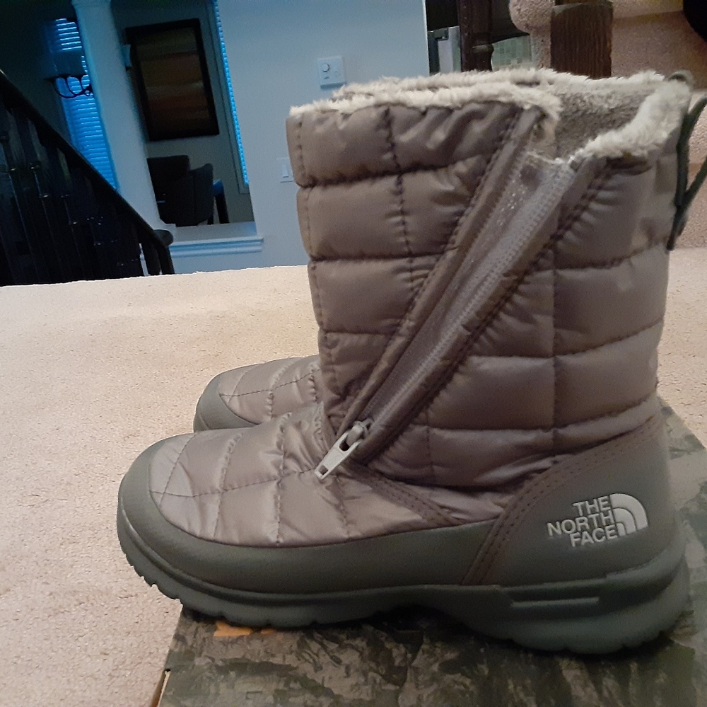 North face winter boots